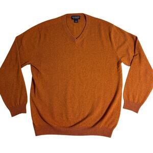 Roundtree & Yorke 100% Cashmere Sweater Mens Large V Neck Rust Orange Fall Layer